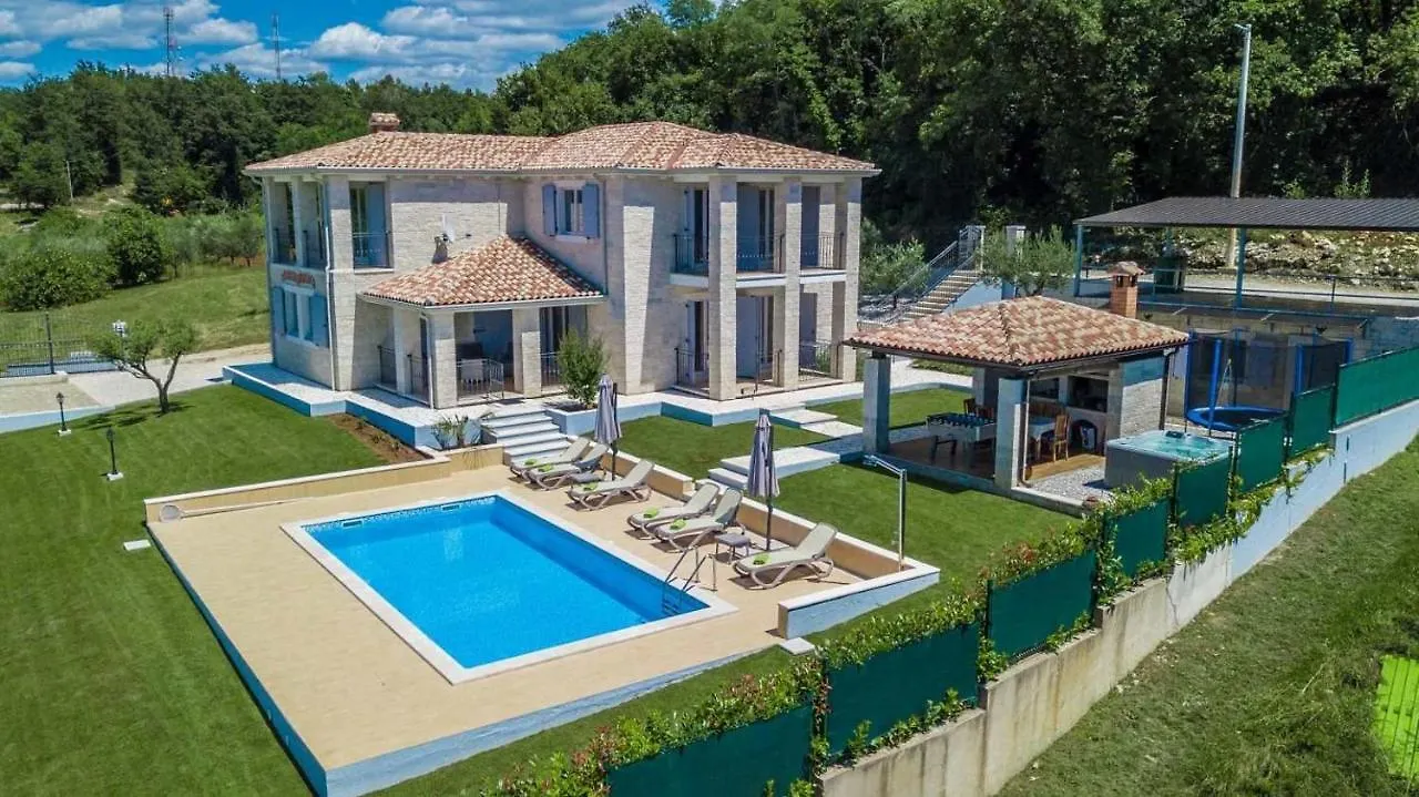 Villa Ilmea Ferenci Holiday home