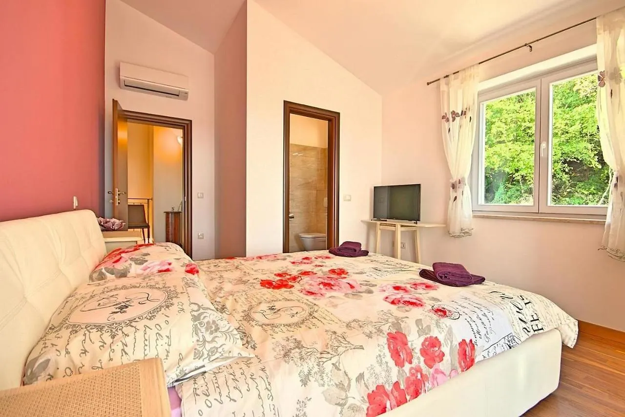 Villa Ilmea Ferenci Holiday home
